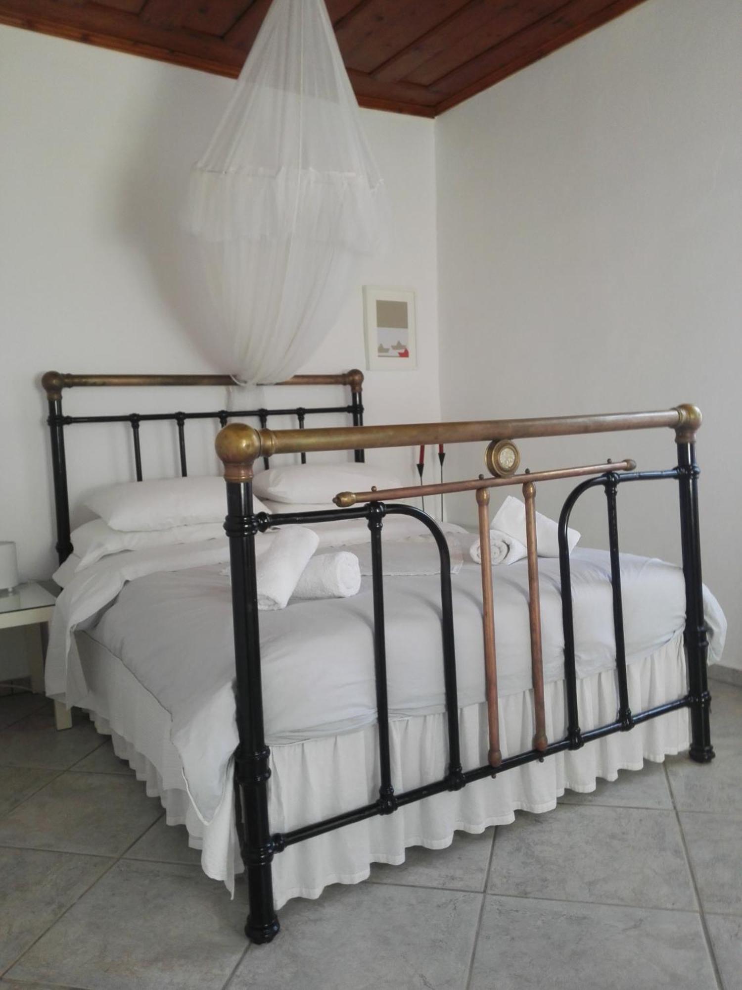 Holiday home Trouli House *
