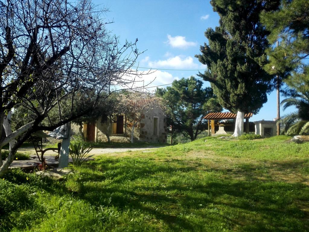 Trouli House Stalos