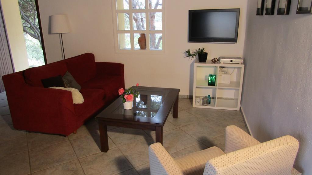 Trouli House Stalos